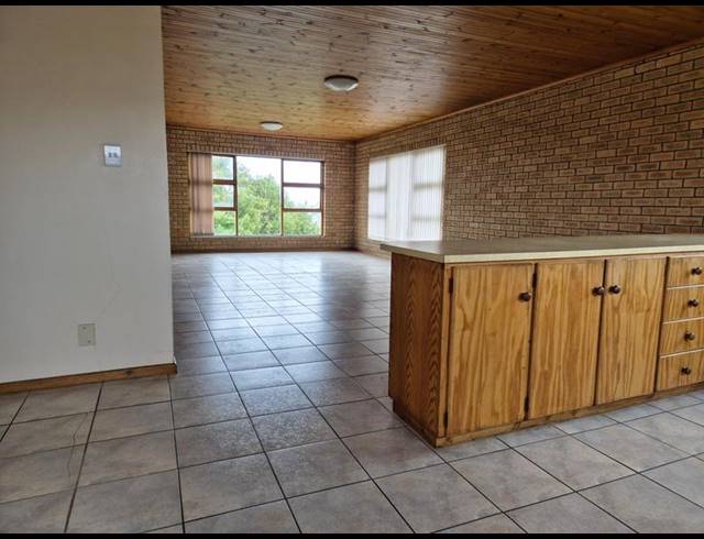 2 BEDROOM HOUSE FOR SALE IN FRANSKRAAL